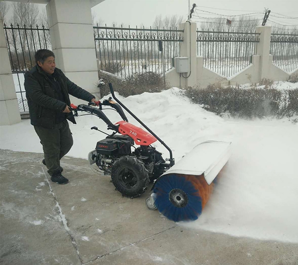 电力公司扫雪机